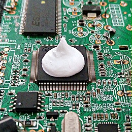 提升导热性不能只靠散热器，选对导热材料很关键
