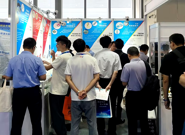 兆科深圳展会现场图 (10)